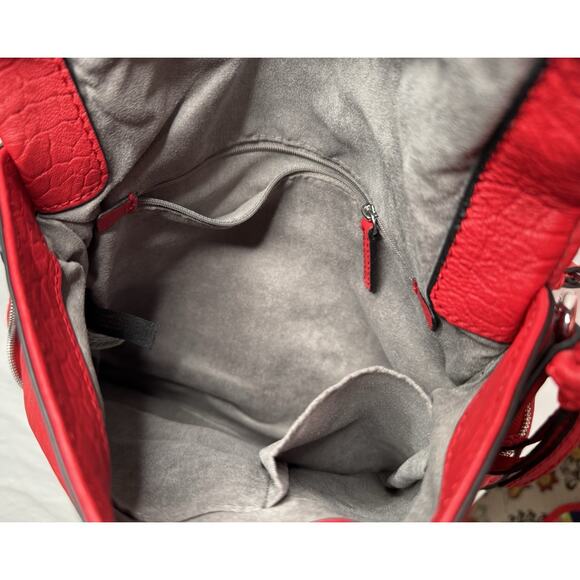 Vince Camuto Red Leather Crossbody Bag Zip Fold Over Adjustable Strap - Picture 5 of 12